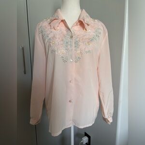 Vintage Embroidered Floral Blouse in Light Pink